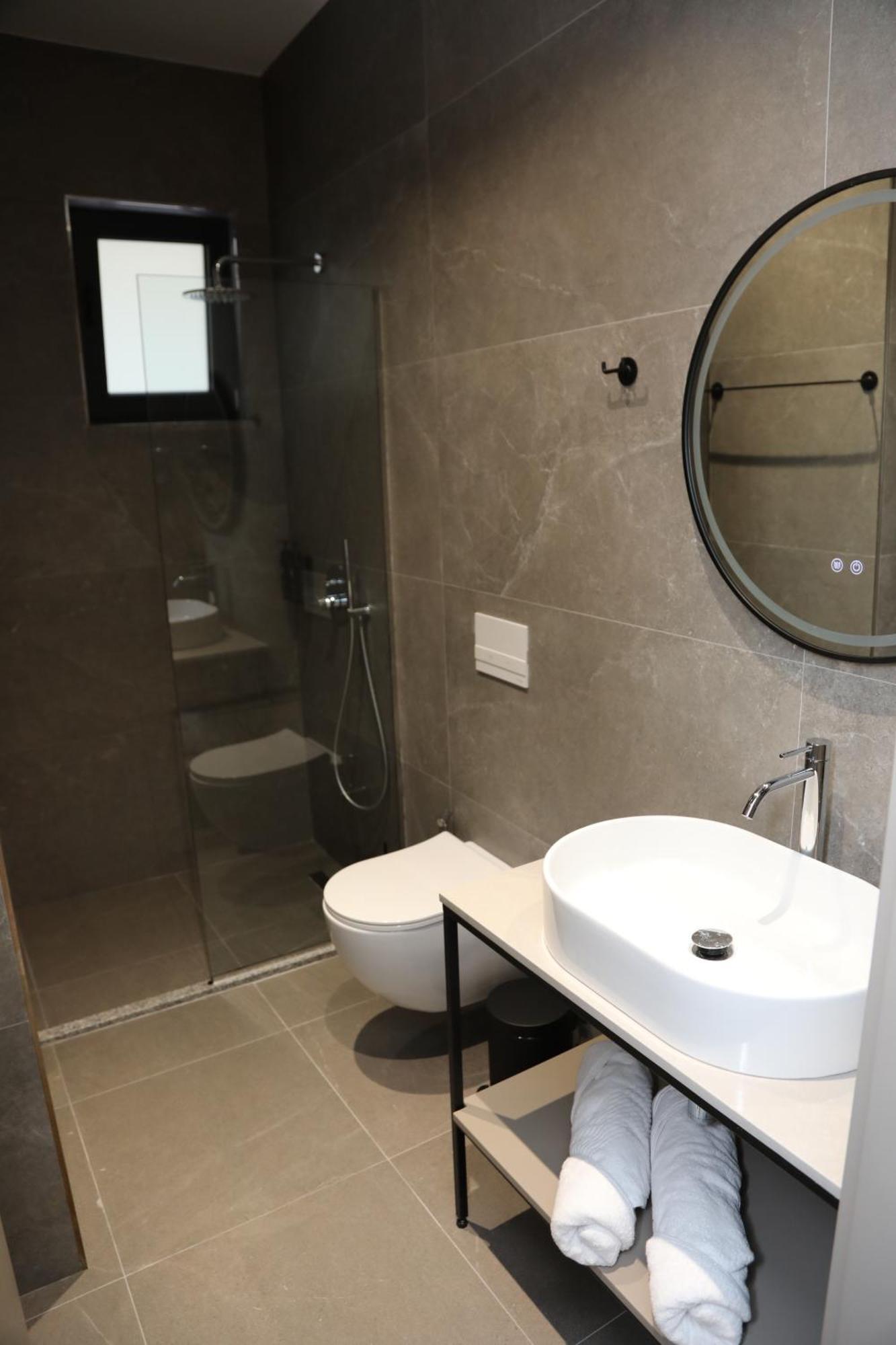 Kruja Luxury Suites Exterior photo
